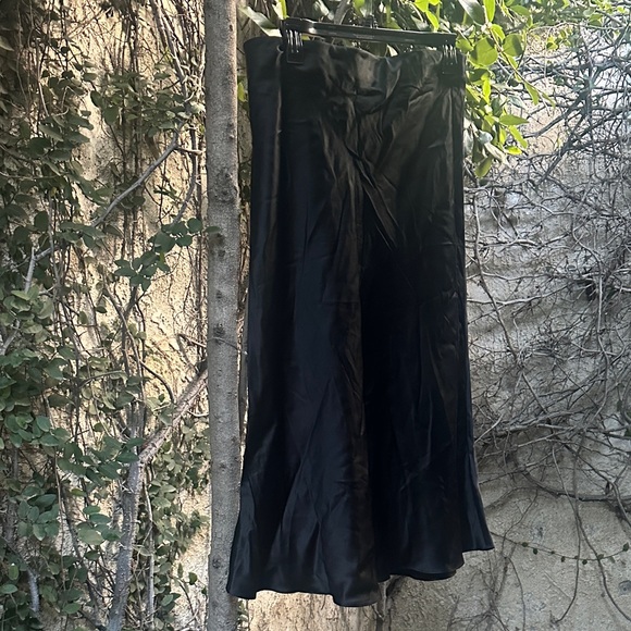 Quince 100%Silk MiDi Skirt - Picture 2 of 7